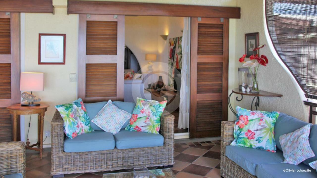 Fantastic Spacious Beachfront Villavacances Grand Bay Luaran gambar