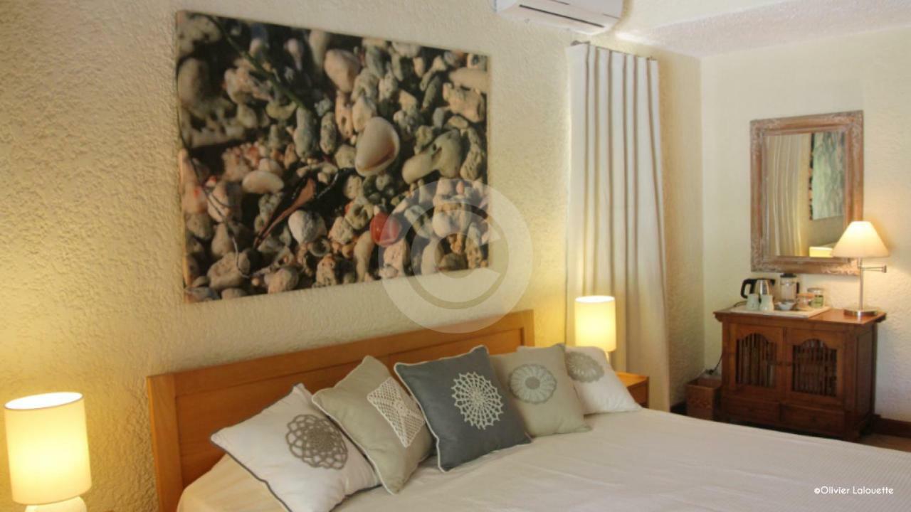 Fantastic Spacious Beachfront Villavacances Grand Bay Luaran gambar
